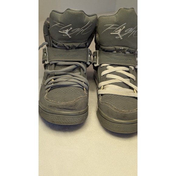 NIKE AIR JORDAN FLIGHT 45 HIGH MAX COOL GREY-WHITE SZ 4.5 (YTH) RARE! 524865-014 - Picture 3 of 15